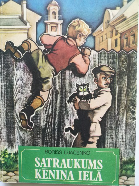 Satraukums Ķēniņa ielā