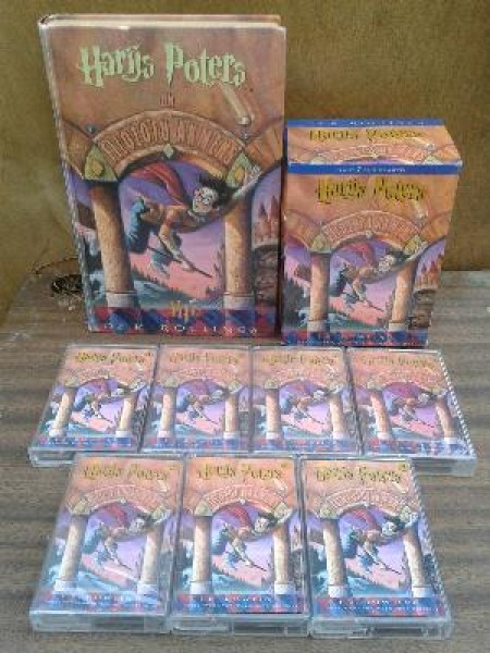 7 Audiokasetēs Harijs Poters un filozofu akmens + Grāmata