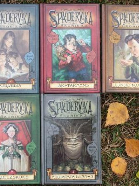 Spaidervika Hronikas - Visas 5 grāmatas 