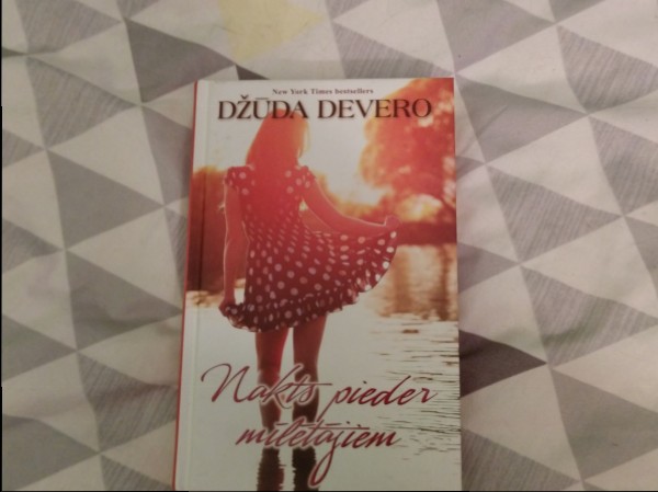 Nakts pieder mīlētājiem