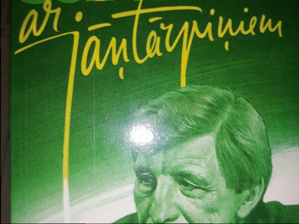 Sarunas ar jāņtārpiņiem