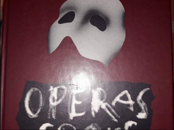 Operas spoks