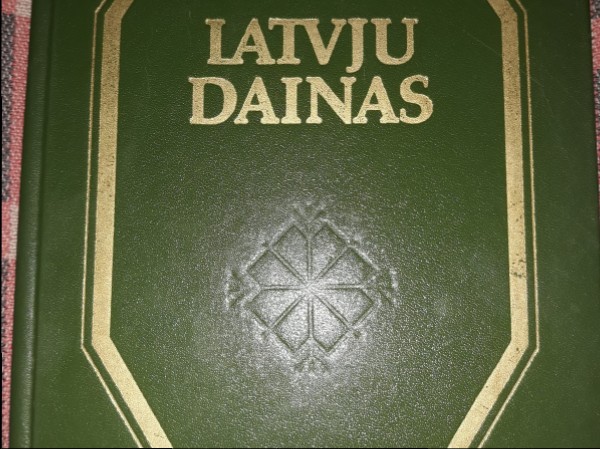 Latvju dainas