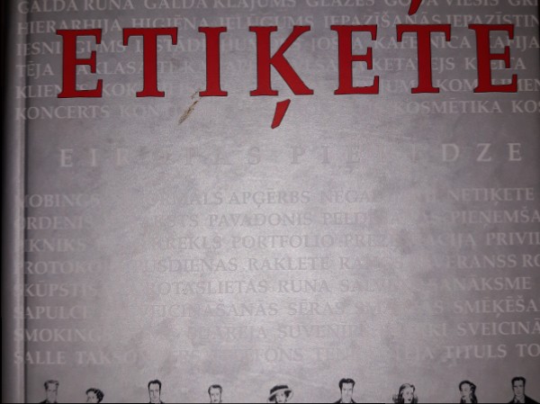 Lietišķā etiķete