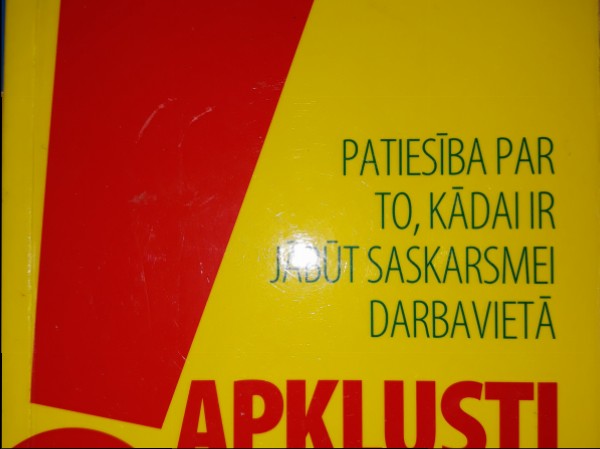 Apklusti un klausies!