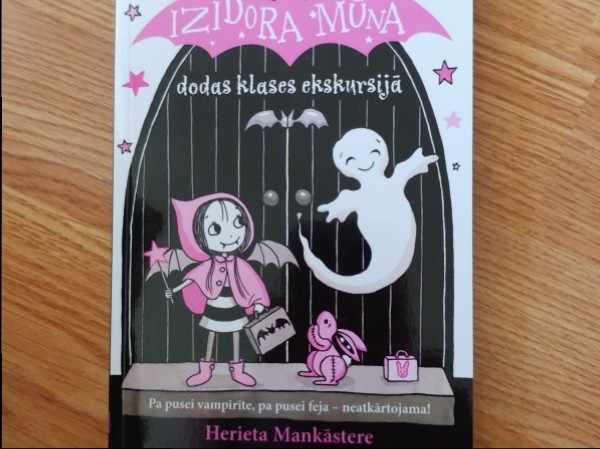 Izidora Mūna dodas klases ekskursijā