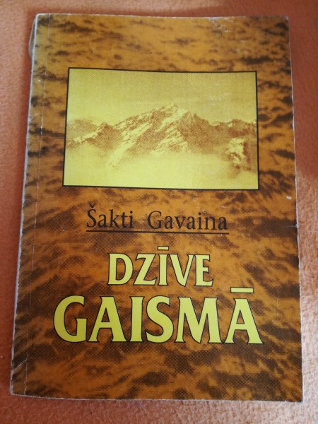 Dzīve gaismā