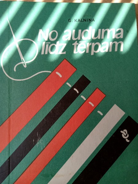 No auduma līdz tērpam