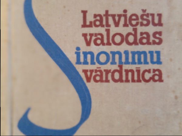 Latviešu valodas sinonīmu vārdnīca