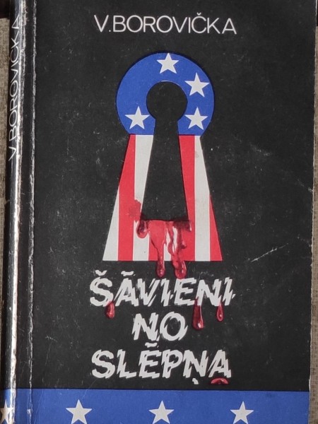 Šāvieni no slēpņa