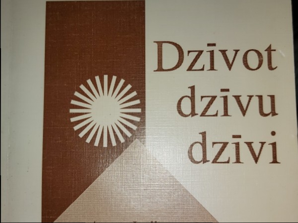 Dzīvot dzīvu dzīvi