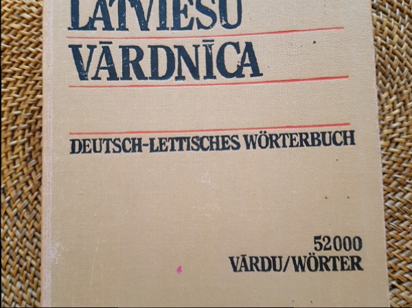 Vācu - latviešu vārdnīca 