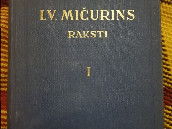 Raksti I