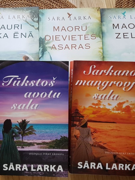 Tūkstoš avotu sala+citas