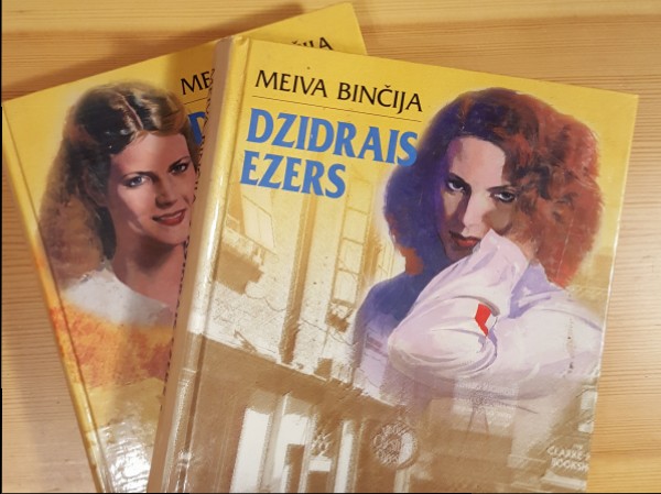 Dzidrais ezers 1. un2. grāmata