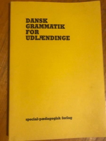 Dāņu valodas gramatika ārzemniekiem