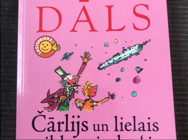 Čārlijs un lielais stikla gaisakuģis