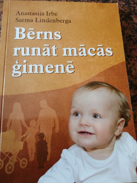 Bērns mācās runāt ģimenē 