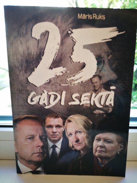 25 gadi sektā