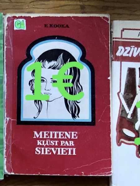 Meitene kļūst par sievieti