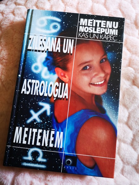 Zīlēšana un astroloģija meitenēm 