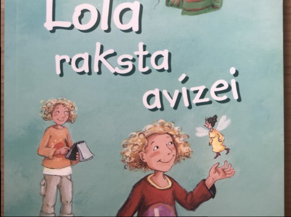 Lola raksta avīzei