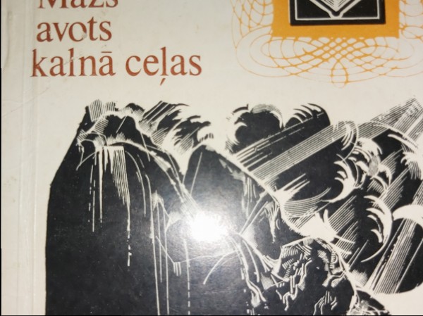 Mazs avots kalnā ceļas