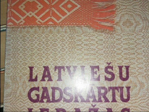 Latviešu gadskārtu ieražas