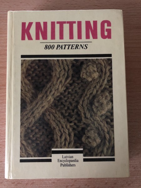 Knitting 800 patterns