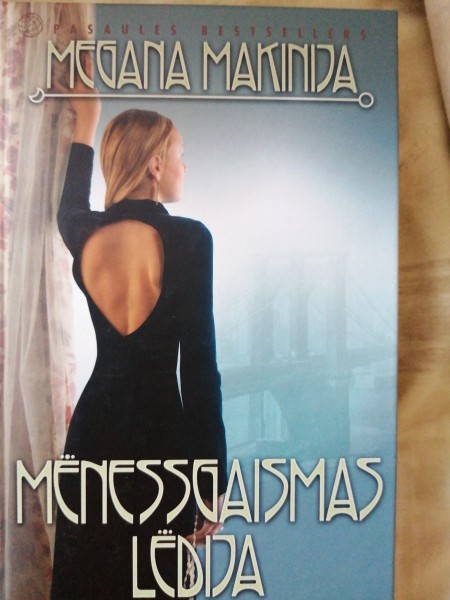 Menesgaismas lēdija 