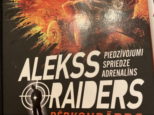 Alekss Raiders. Pērkondārds