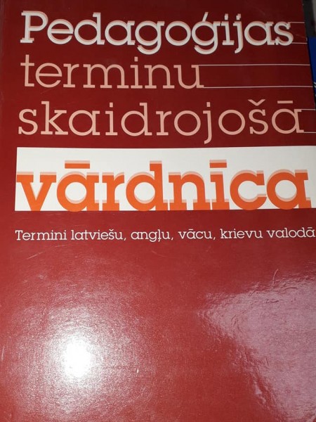 Pedagoģijas terminu skaidrojošā vārdnīca