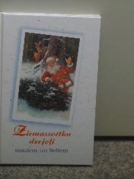 Ziemassvētku dzejoļi maziem un lieliem