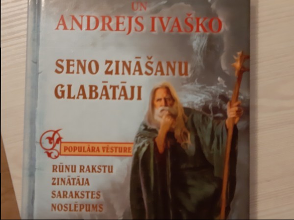Seno zināšanu glabātāji
