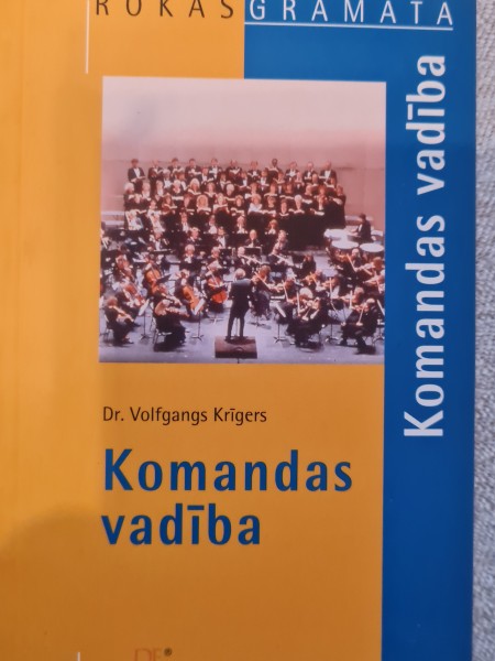 Komandas  vadība