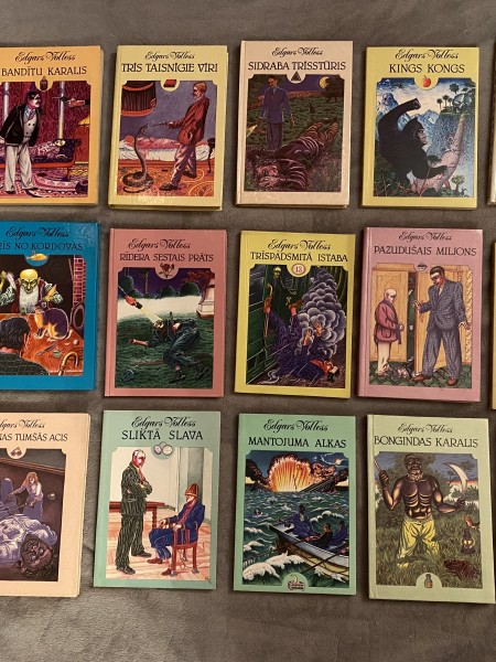 Edgara Vollesa kriminālromāni