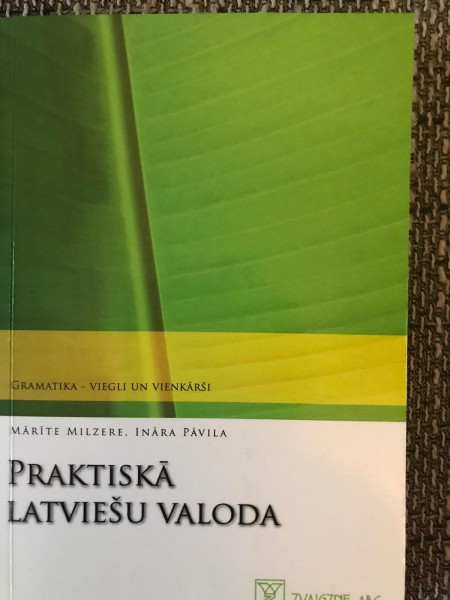 Praktiskā latviešu valoda