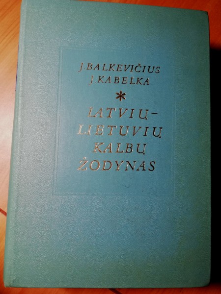 Latviešu-lietuviešu vārdnīca