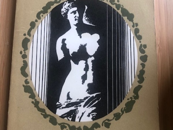 Spogulīt... Spogulīt