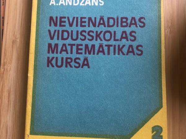 Nevienādības vidusskolas matemātikas kursā