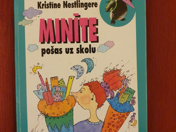Minīte pošas uz skolu