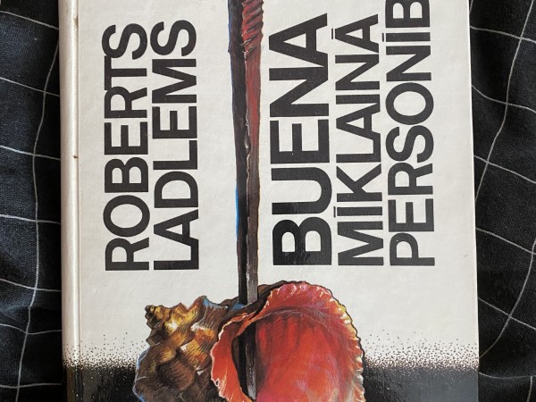 Buena mīklainā personība