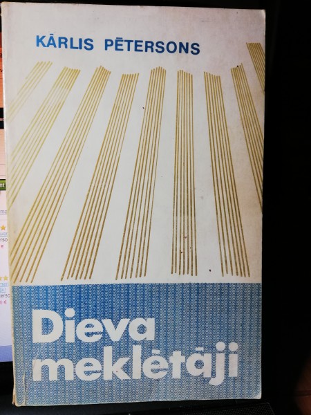 DIEVA MEKLĒTĀJI