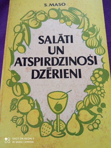 Salāti un atspirdzinoši  dzērieni