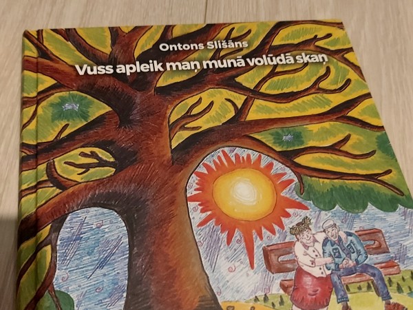 Vuss apleik maņ munā volūdā skaņ