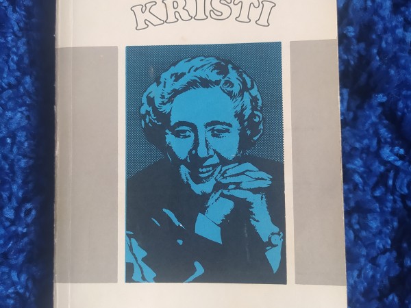 Agatas Kristi Romāni