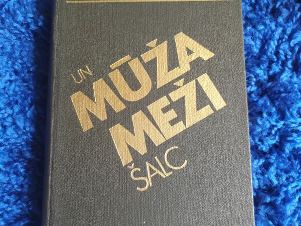 Un mūža meži šalc