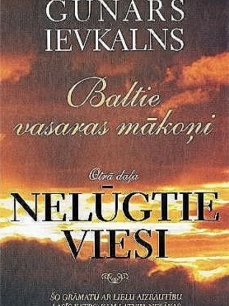Baltie vasaras mākoņi