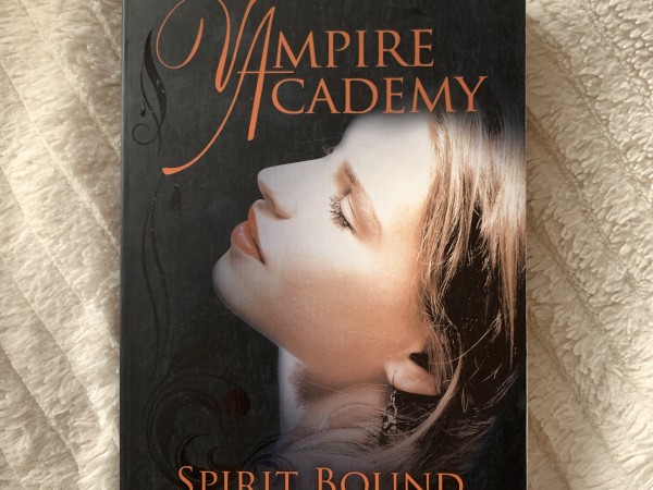 Vampire Academy: Spirit Bound