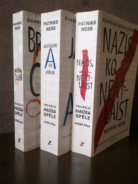 Haosa spēle Triloģija